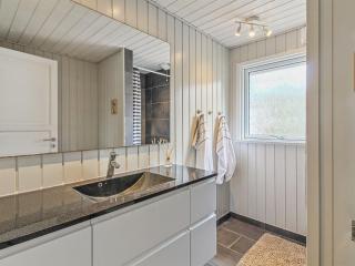 Holiday Home Tora - 3km from the sea by Interhome - 2