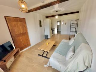 Studio cosy à callas avec vue dégagée - 9