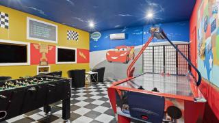 Stinger Luxe Retreat by AvantStay 8BR Luxury Villa Near Disney w Pool Game Room - 9