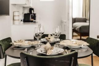 Bright Kensington Studio - 3