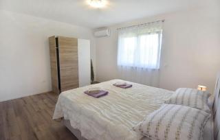 Großes Ferienhaus in Buroli mit Privatem Pool - 5