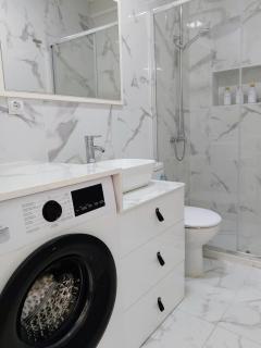 Modern studio in downtown Torremolinos, close to the beach - 1