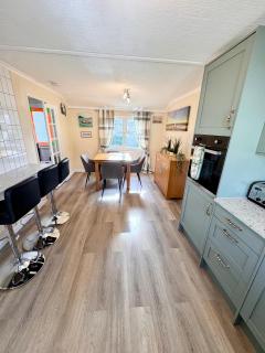 Lovely spacious lodge on Trimingham house caravan park, near Cromer and Mundesley - 6