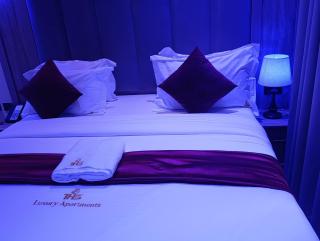 TONELZ HOTEL AND Suites - 8