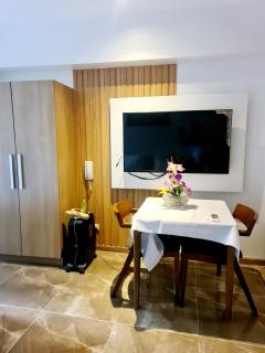 Condominium unit Knightsbridge Residences, Makati - 2