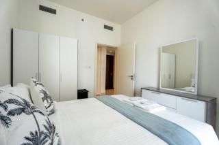 Reem Island Modern 1BR Pool, Gym, City View - 2