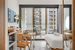 FIRST CLASS Studio Luxury Comfort , Pool View - 3