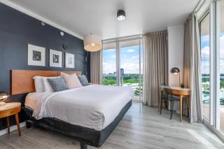 Modern Grove Studio with Parking - 2