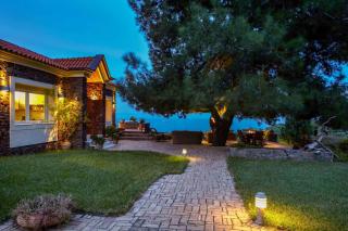 Villa Laurette Kratigos - Private Escape with Views - 7