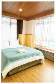 Hotel The OIive Premium Near Gurudwara Guru Nanak Darbar- Valley Mountain View - Wifi - Room Service Available - A Premium Hotel In Darjeeling - 5