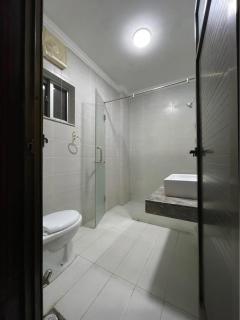 Day 2 Day Guest House - 5