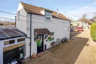 7-Bed with Pool & Gym - 2