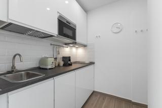 ViaOrtiSuite Pta Romana WiFi & A-C 12 min to Duomo - 6