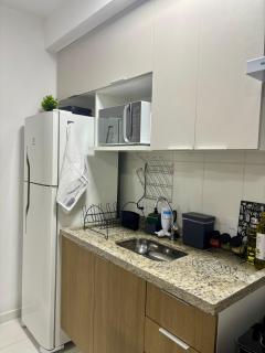 Studio Home Office Completo Cama Queen e Ar Condicionado Vista Panorâmica - 6