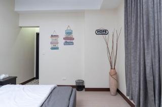 101 Newport Boulevard 1BR with Parking - Pasay City - 2