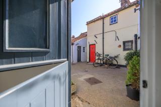 Rosemary Cottage - 3