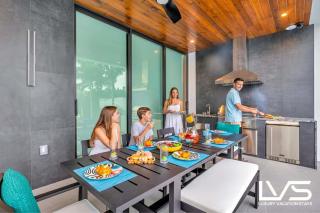 Carlotta- New Construction Luxury Waterfront Villa - 8