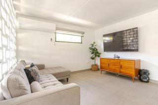 Lux Gem, 7 Mins to SJU, Private Pool, Tesla Solar System, No Blackouts - 8