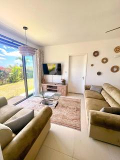 Appartement chaleureux avec jardin et piscine - 9