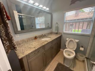 Egret - 1st Floor Freshly Updated Kit W&D 3 Miles to Beach - 1