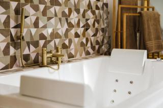 Le Saint-Sauveur - Balneotherapy Bathtub - Hypercentre - 5