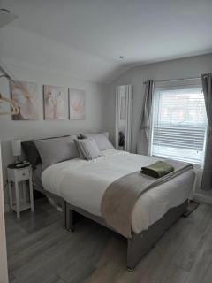 Sunflower Shared Apartment - 8