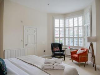 Charming Oasis with Garden - 2