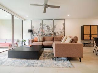 Pullman Palm Cove Sea Temple Resort & Spa - 1