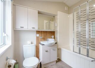 Calthwaite Hall Lodges - 8