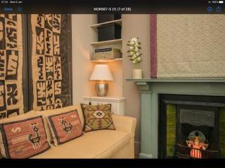 Urban Oasis Hideaway - 3