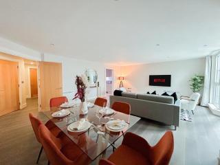 Stunning riverside apartment - 4