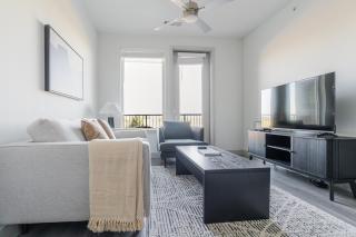 Blueground Del Valle pool nr McKinney Falls ATX-354 - 8