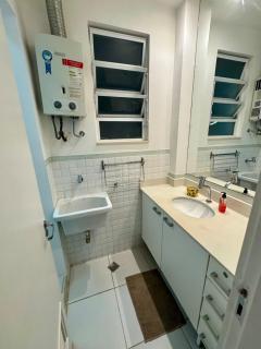 Studio apartment in Leblon near the beach - 2