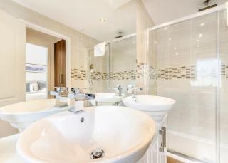 Herons Brook Retreat Lodges - 1