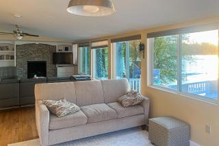 Four Seasons Lakehouse - 4