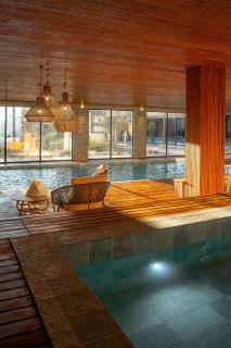 Golden Tulip Canela - 2