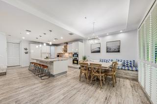 Changing Tides Beach House - 5