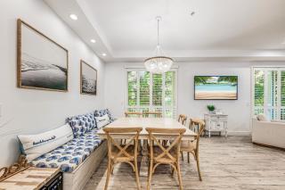 Walk to Hollywood Beach Luxury Family Getaway! - 1