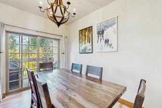 Red Quill Basecamp - 3