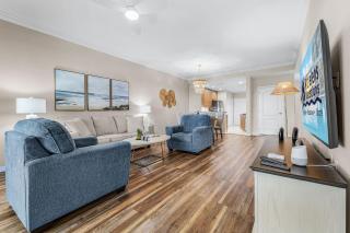 Relaxed Golfside Living with New Furnishings & Scenic Views - Palm Breeze Fairway - 1