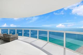 Ultra-modern Ocean View Penthouse - 9