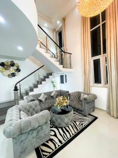 Central Garden Penhouse Duplex 3Brs 4Bed 4Wc D1 - 1