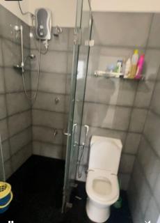 Oval View Residence by C - 7