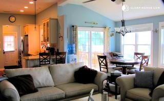 Charming Waterfront Cottage Rental near Topsmead State Forest, Connecticut - 4