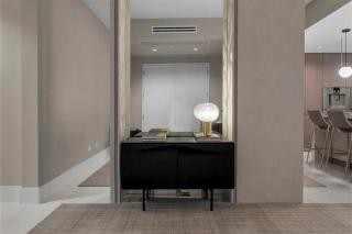 Upscale Sunny Isles Condo With Balcony - 4