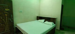 Shri Gopal Rasoi & Family Restaurant - 8