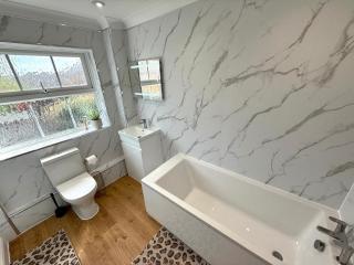 Hamble House 3 bedrooms - 6 beds - 6