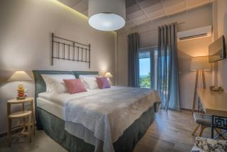 Rivazzurra Beachfront Luxury Villa - Lithakia - 4