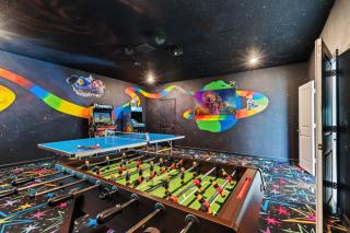 Great 8 br villa w games theater pool by Disney - 3