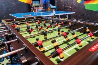 Great 8 br villa w games theater pool by Disney - 2